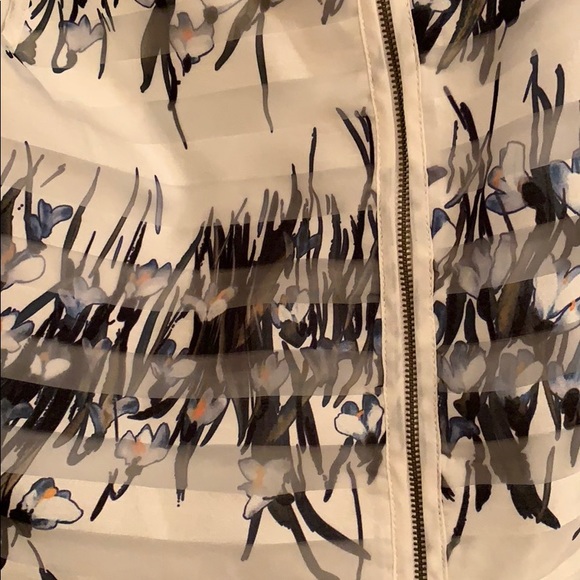 JOA Two Piece Dress Set - Picture 4 of 6